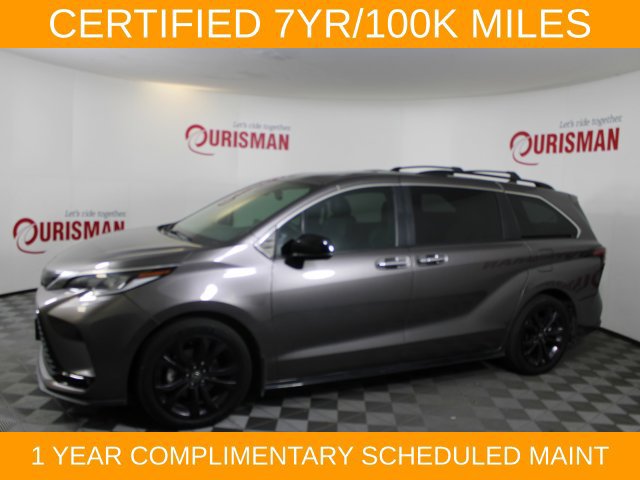 Used 2022 Toyota Sienna XSE FWD image 4