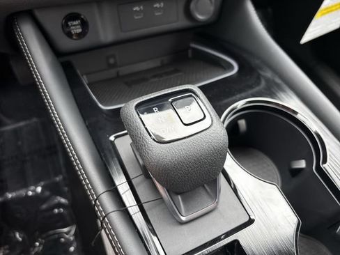 New 2026 Nissan Rogue Platinum AWD/4WD image 19