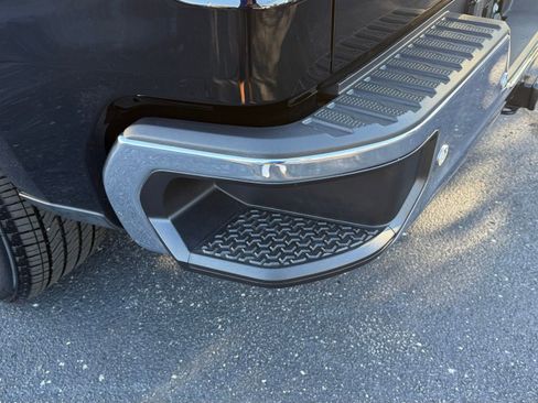 Used 2024 Chevrolet Silverado 1500 LTZ w/ LTZ Convenience Package II image 28