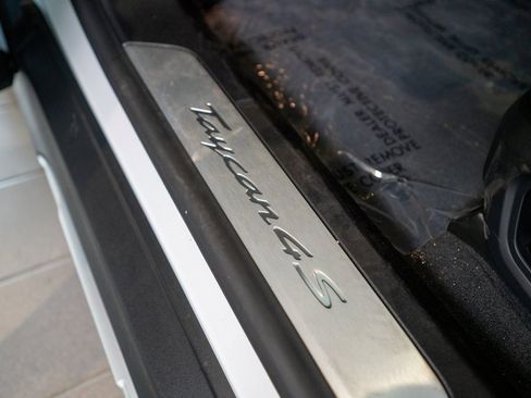 New 2025 Porsche Taycan 4S image 22