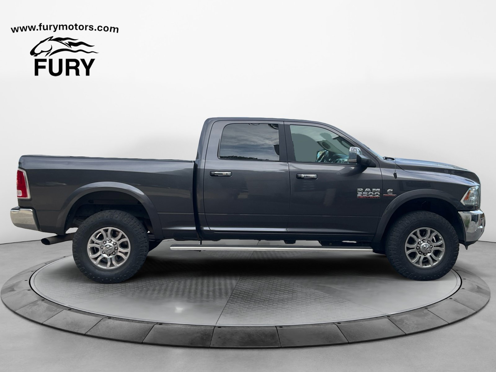 Used 2018 RAM 3500 Laramie AWD/4WD image 3