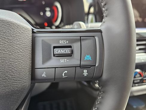 New 2026 Nissan Pathfinder Platinum w/ Accent Package AWD/4WD image 28