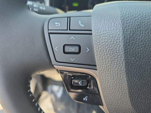 New 2026 Toyota Camry SE FWD image 15
