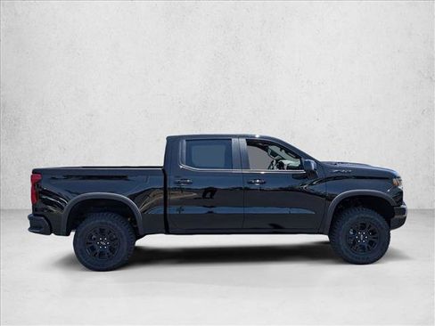 New 2026 Chevrolet Silverado 1500 ZR2 w/ LPO, Dark Essentials Package AWD/4WD image 8