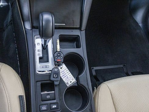 Used 2017 Subaru Outback 2.5i Premium image 31