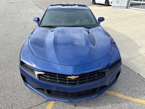 Used 2023 Chevrolet Camaro LT RWD image 11