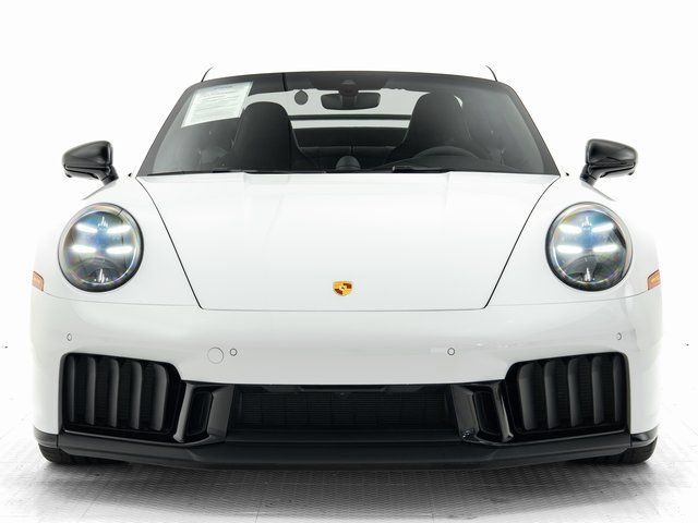 Certified 2025 Porsche 911 Carrera GTS RWD image 31