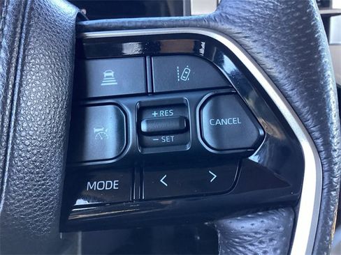 Used 2024 Toyota Tundra Limited image 26