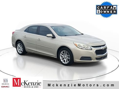 Used 2015 Chevrolet Malibu LT w/ Power Convenience Package FWD image 1