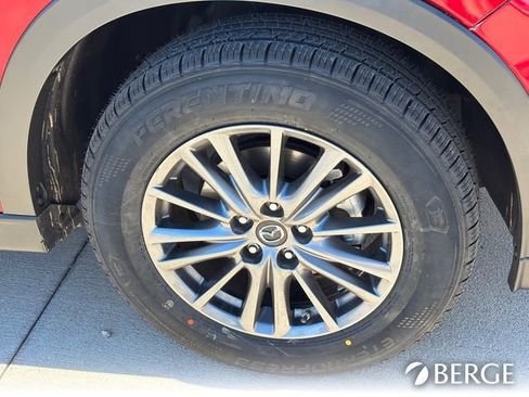 Used 2021 MAZDA CX-5 Touring image 11