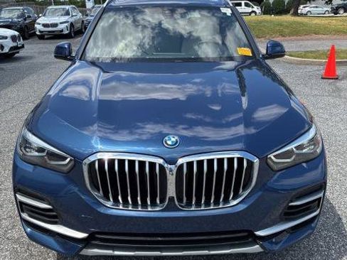 Used 2022 BMW X5 xDrive45e w/ Luxury Seating Package AWD/4WD image 3