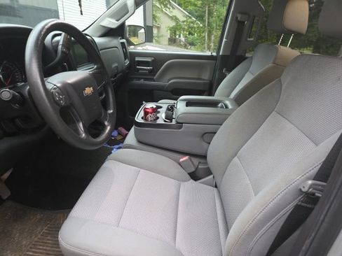 Used 2018 Chevrolet Silverado 1500 Custom w/ Custom Value Package RWD image 7