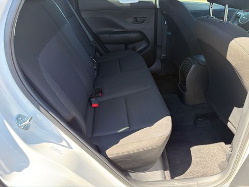 Used 2026 Hyundai Kona SE FWD image 15