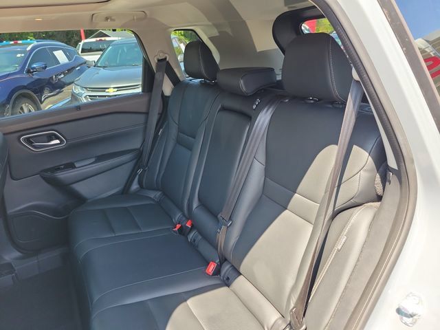 Certified 2021 Nissan Rogue SL FWD image 12