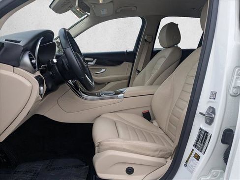 Used 2020 Mercedes-Benz GLC 300 GLC 300 w/ Parking Assistance Package image 16