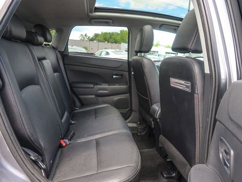 Used 2017 Mitsubishi Outlander Sport AWD image 16