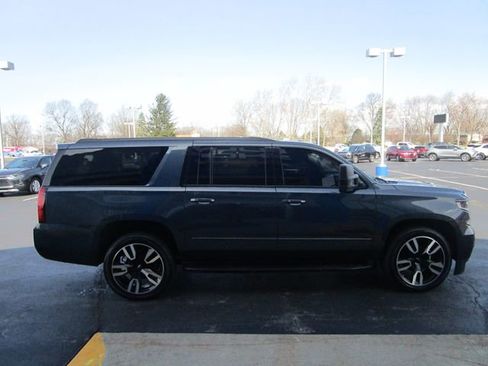 Used 2020 Chevrolet Suburban Premier image 6
