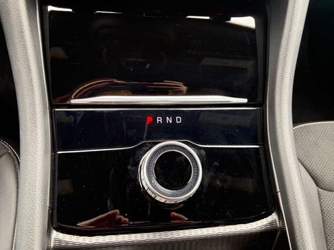 Used 2025 Jeep Grand Cherokee Altitude RWD image 30