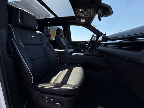 Used 2021 Cadillac Escalade Sport image 30