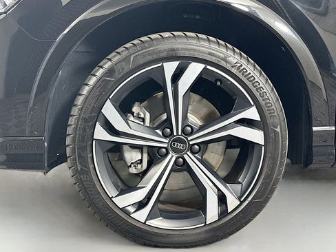 Used 2024 Audi Q3 2.0T Premium Plus image 12