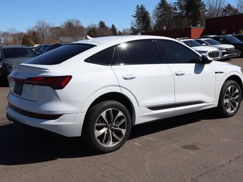 Used 2021 Audi e-tron Premium Plus w/ Premium Plus Package image 5