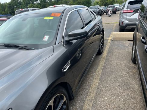 Used 2015 Ford Taurus SEL w/ Equipment Group 201A AWD/4WD image 6