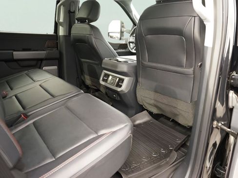 Certified 2023 Ford F250 Lariat w/ Lariat Ultimate Package AWD/4WD image 14