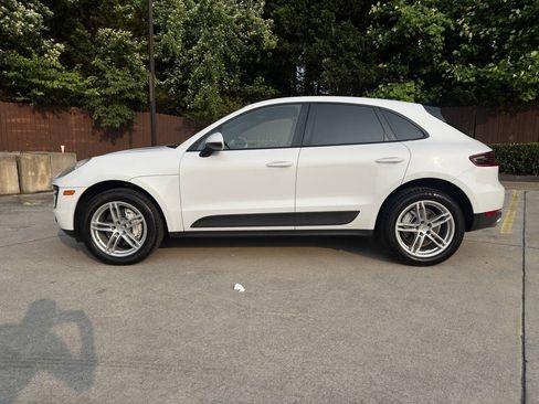 Used 2016 Porsche Macan S AWD/4WD image 14