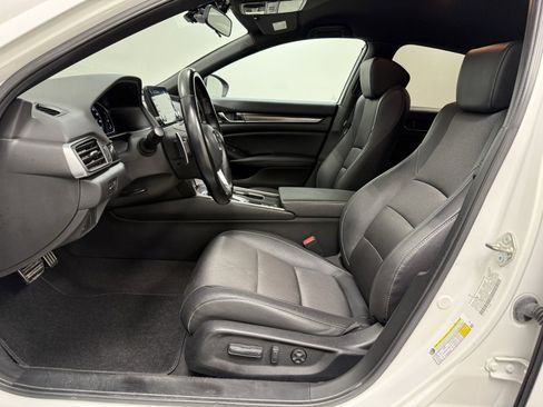Used 2020 Honda Accord Sport image 16