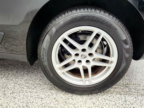 Used 2021 Porsche Macan image 9