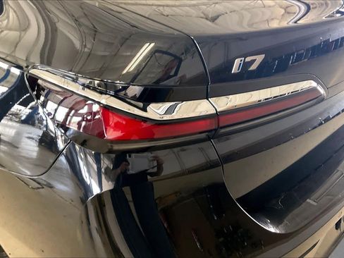 Used 2024 BMW i7 xDrive60 w/ Executive Package AWD/4WD image 26