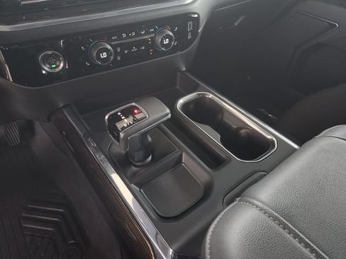 Used 2023 Chevrolet Silverado 1500 RST AWD/4WD image 18