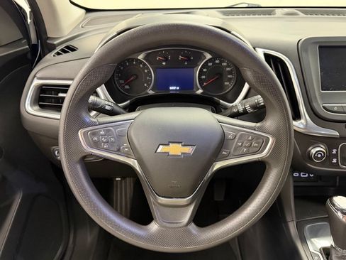 Used 2020 Chevrolet Equinox LT FWD image 22
