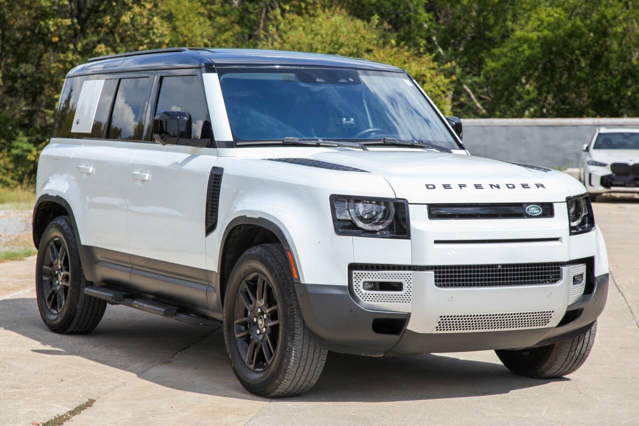 Used 2020 Land Rover Defender 110 SE AWD/4WD image 2