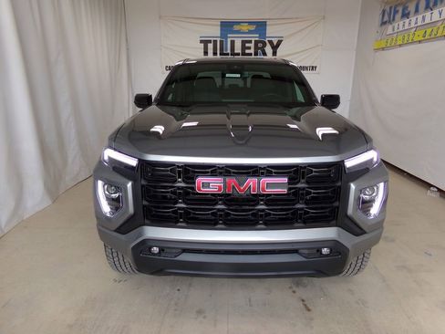 New 2025 GMC Canyon Elevation w/ Convenience Package image 2