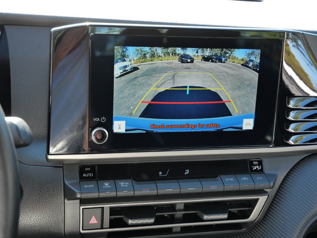 Certified 2025 Toyota Camry SE FWD image 18