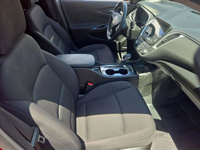 Used 2024 Chevrolet Malibu RS FWD image 19