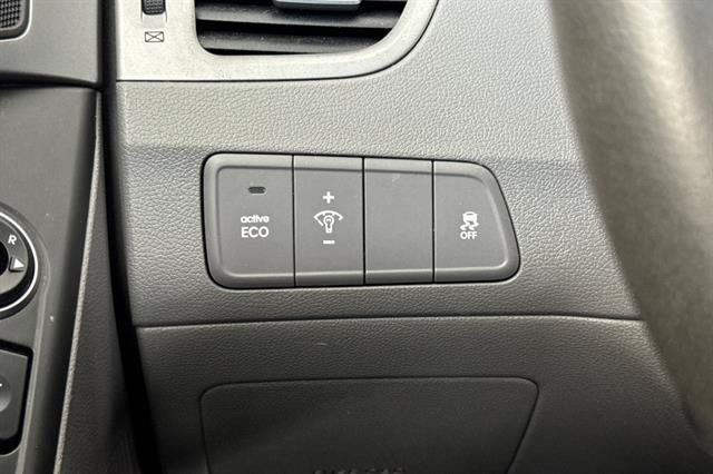 Used 2016 Hyundai Elantra SE w/ Option Group 02 FWD image 27