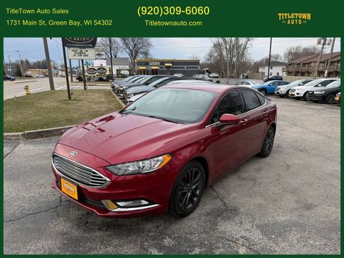 Used 2018 Ford Fusion SE w/ Equipment Group 201A image 1