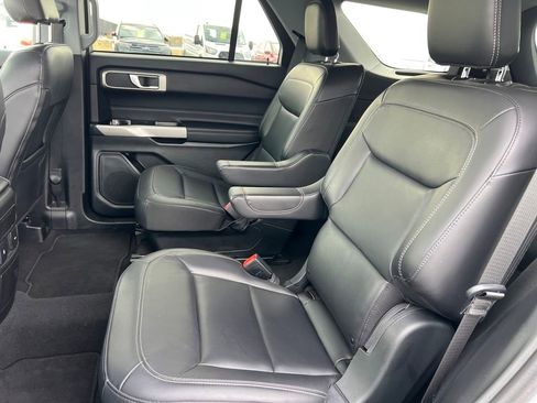 Certified 2023 Ford Explorer XLT w/ Equipment Group 202A image 23