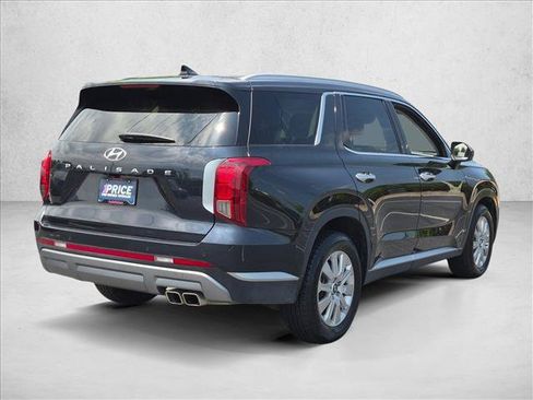 Used 2024 Hyundai Palisade SEL FWD image 5