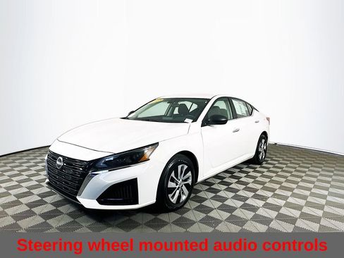 Certified 2025 Nissan Altima 2.5 S FWD image 7