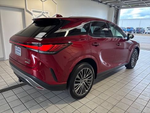 Used 2025 Lexus RX 350 AWD w/ Convenience Package image 2