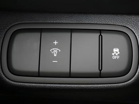 New 2025 Hyundai Venue Limited image 20