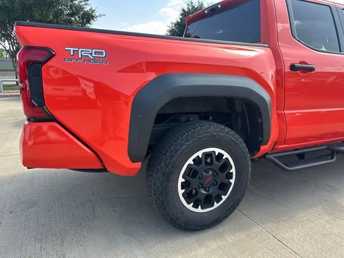 Used 2024 Toyota Tacoma TRD Off-Road AWD/4WD image 6