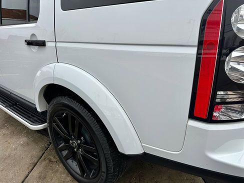 Used 2016 Land Rover LR4 HSE image 8