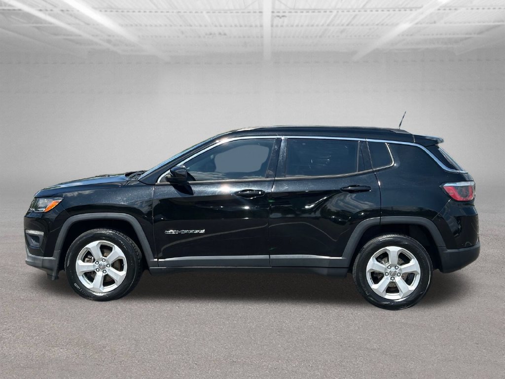 Used 2018 Jeep Compass Latitude w/ Popular Equipment Group AWD/4WD image 4