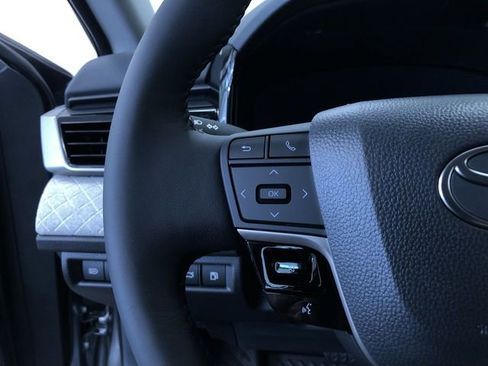 New 2026 Toyota Camry XLE image 25