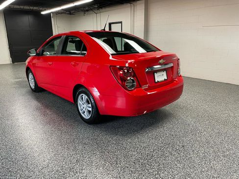 Used 2014 Chevrolet Sonic LT image 7