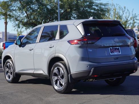 New 2026 Nissan Rogue SV FWD image 3
